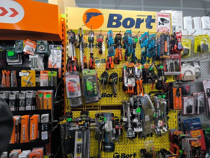 Отвёртки, ключи и замки Bort